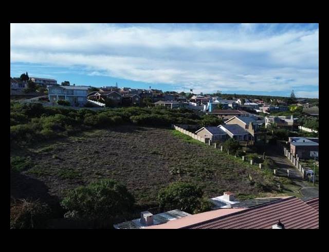 1,020M² VACANT LAND FOR SALE IN DANA BAY
